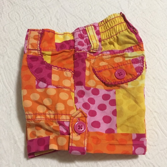 12m (5/$20) Fun Colourful Shorts by The Children’s Place - Picture 2 of 8